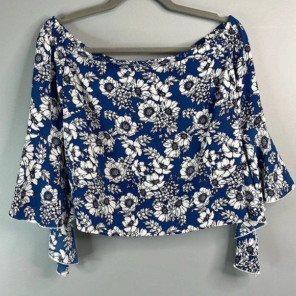 STREETWEAR SOCIETY Floral Print Off The Shoulder Top Blue White Flutter Sleeve S - Picture 9 of 9